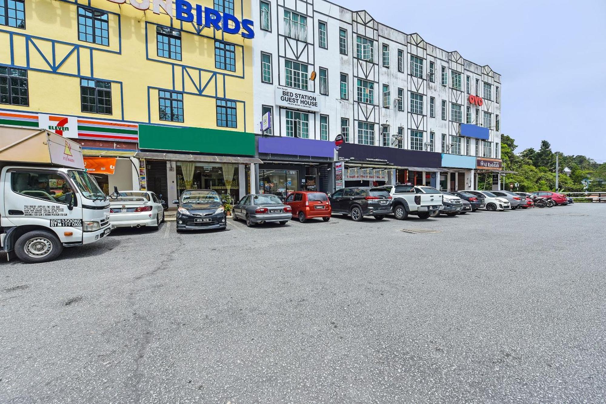 Spot On 90449 Bed Station Guest House Dormitory Cameron Highlands Exterior photo